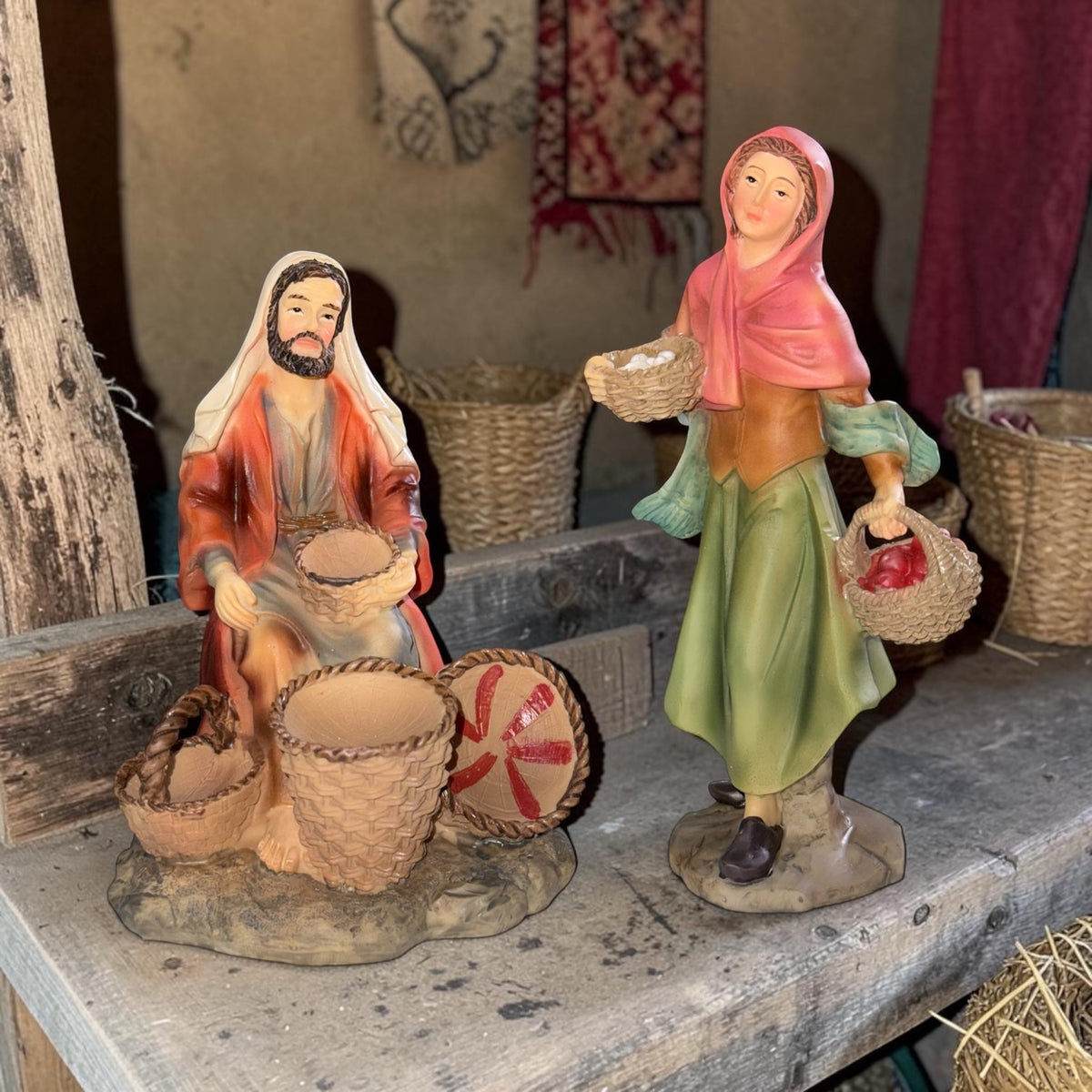 Aldeanos en el mercado 15cm Santini