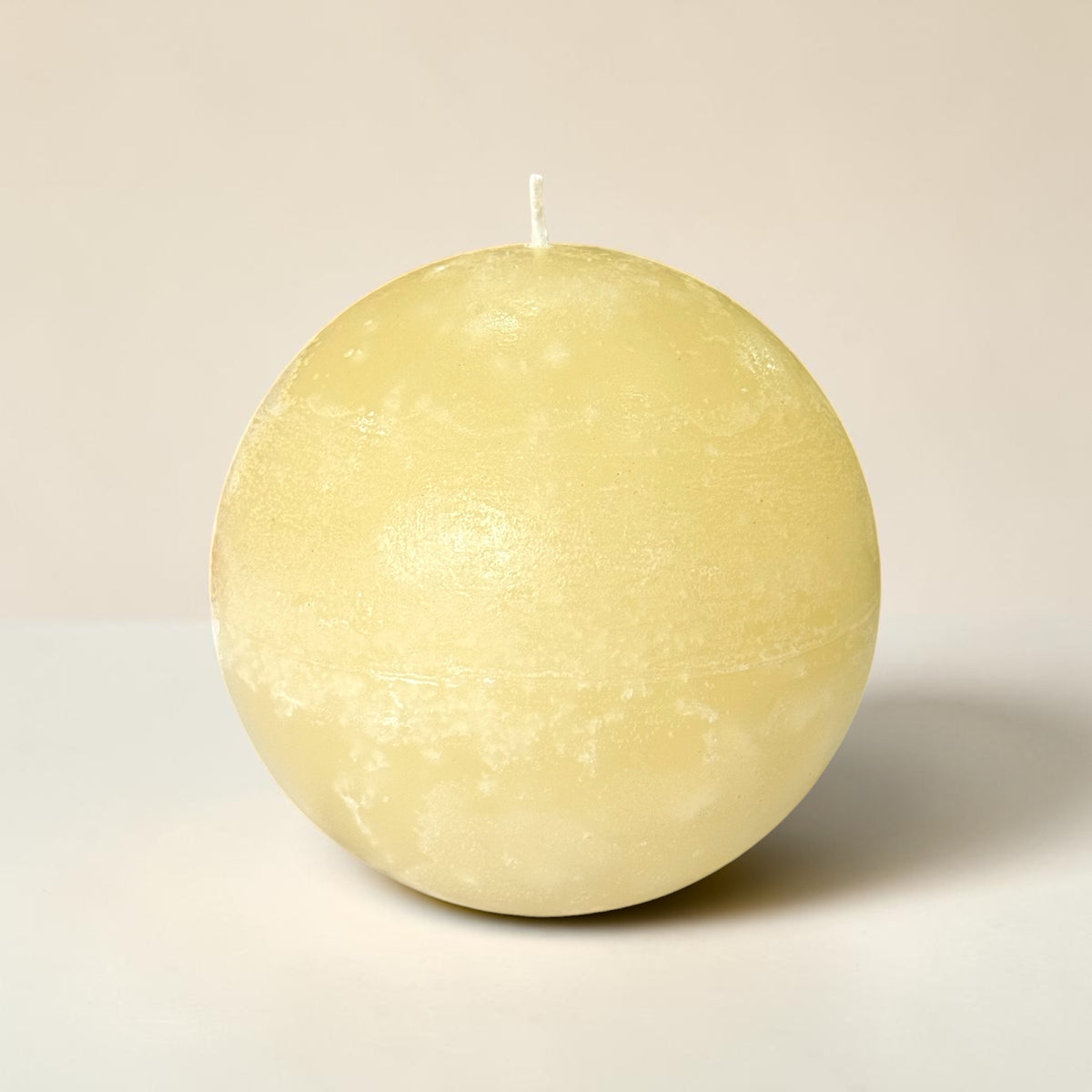 Vela redonda ivory 10cm